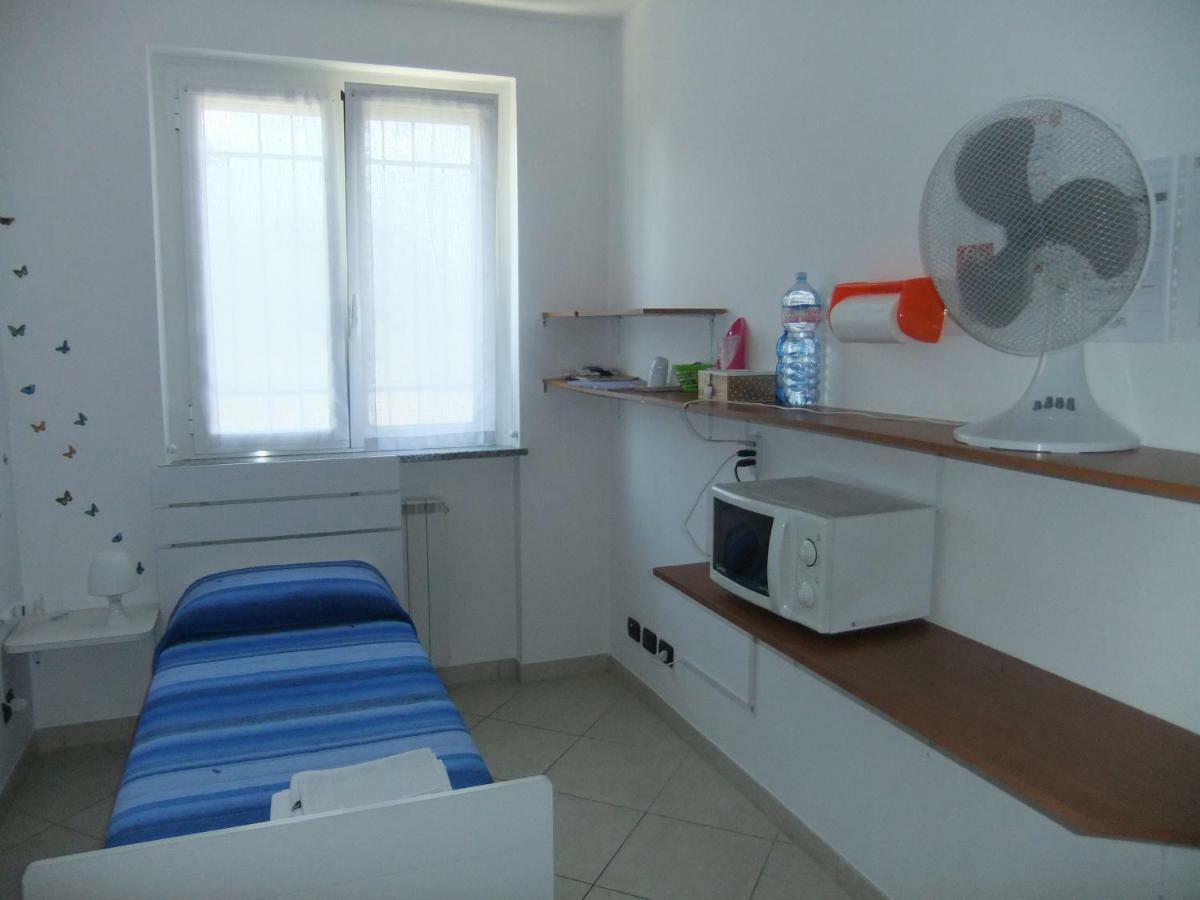 Le Valli Hotel Seriate Bagian luar foto